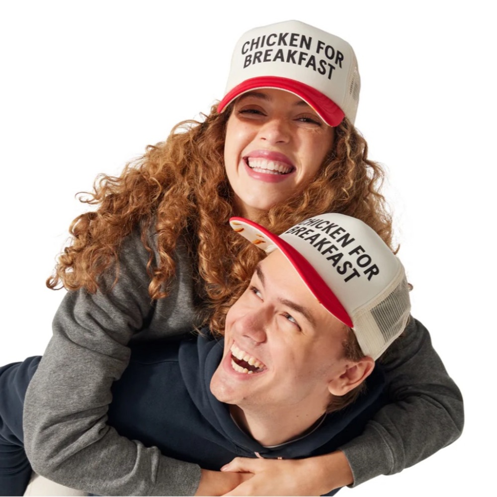 🌷NWT “chicken for breakfast” adjustable hat
